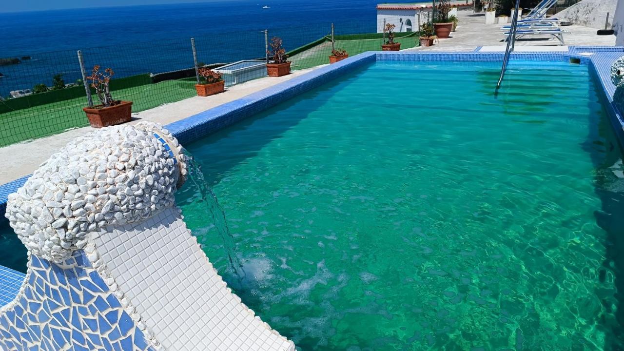 La Dea Del Mare Forio (Isola d'Ischia)
