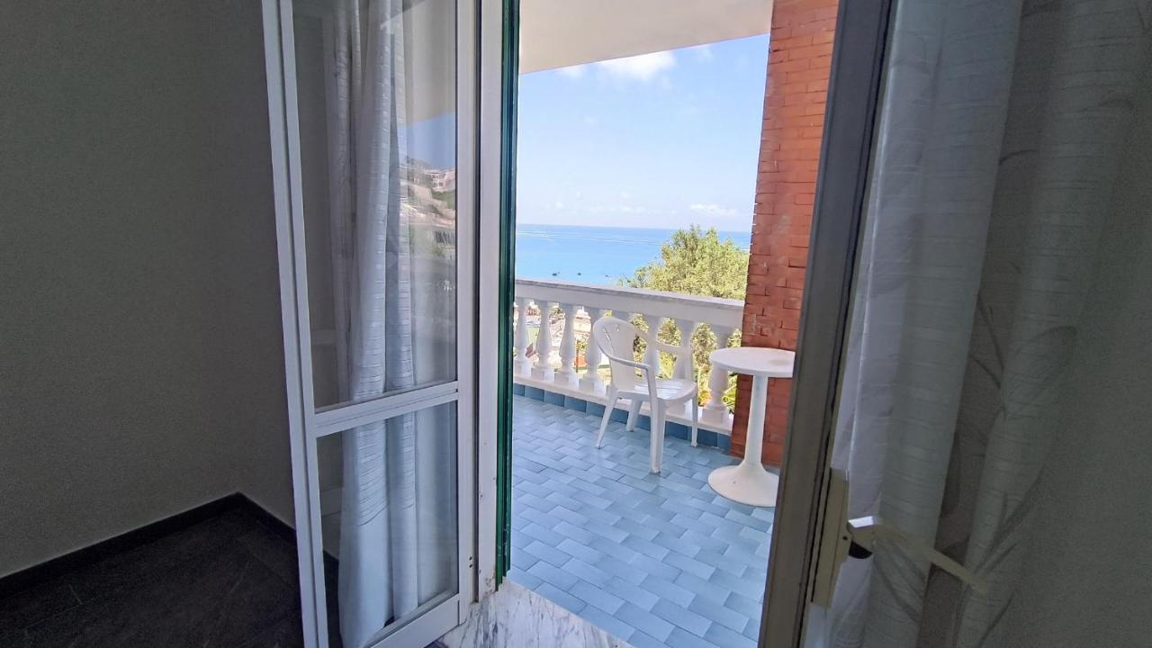 Apartment La Dea Del Mare Forio (Isola d'Ischia)