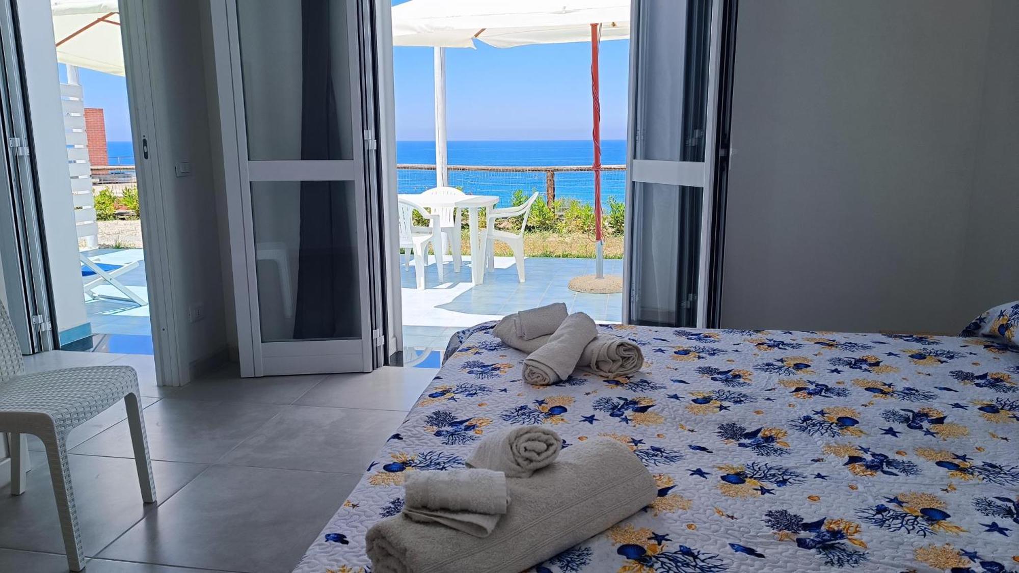 La Dea Del Mare Apartment *
